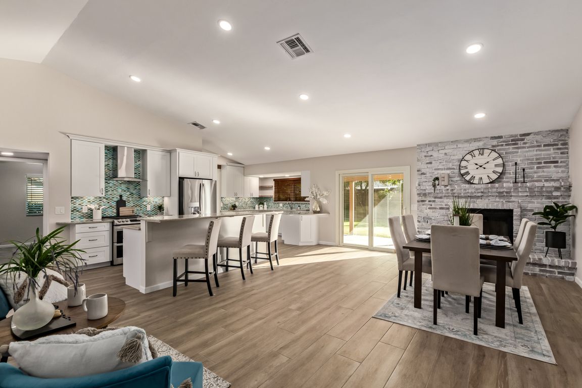 next background image