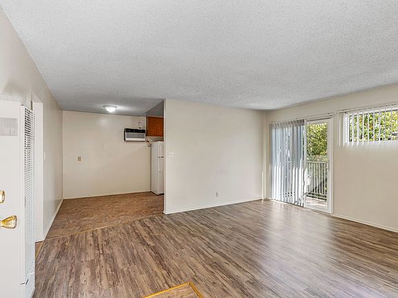 2nd image of 73 S Daisy Ave APT 5
