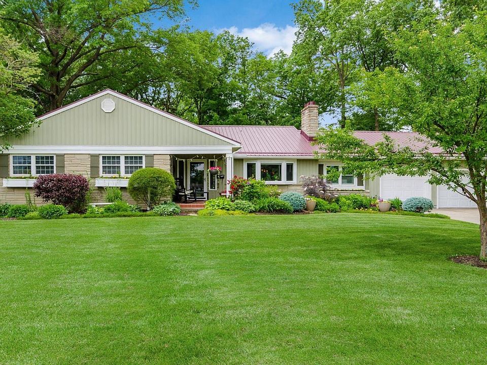 1st image of 22 Scott Cir