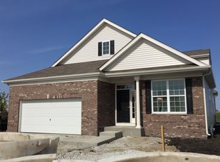 690 Canton Ct, Oswego, IL