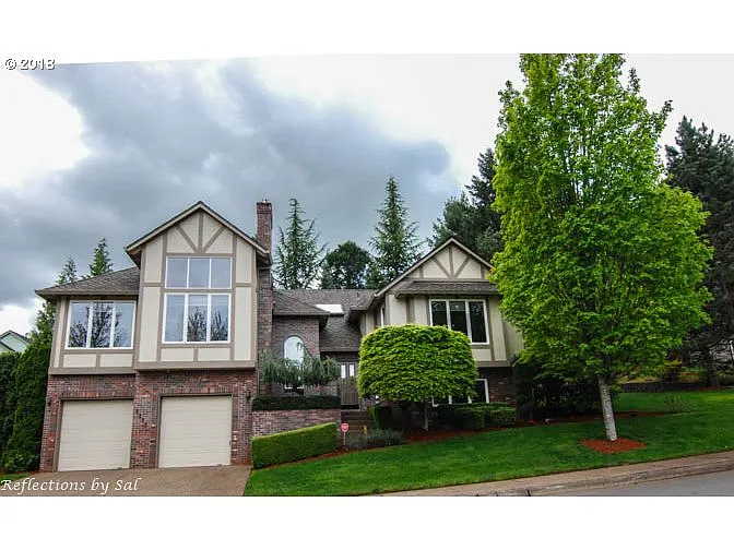 8595 SW Ravine Dr photo 1