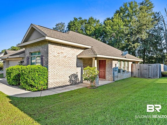 2nd image of 17069 Russet Ct