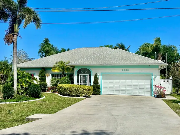 2920 SE Buccaneer Circle, Port St Lucie, FL 34952