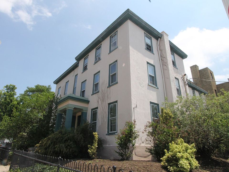 Building Photo 5