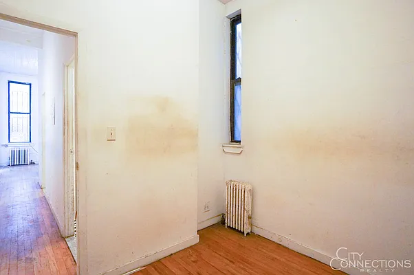 Rented by City Connections Realty | media 11