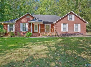 1615 Sibert Dr, Glencoe, AL 35905