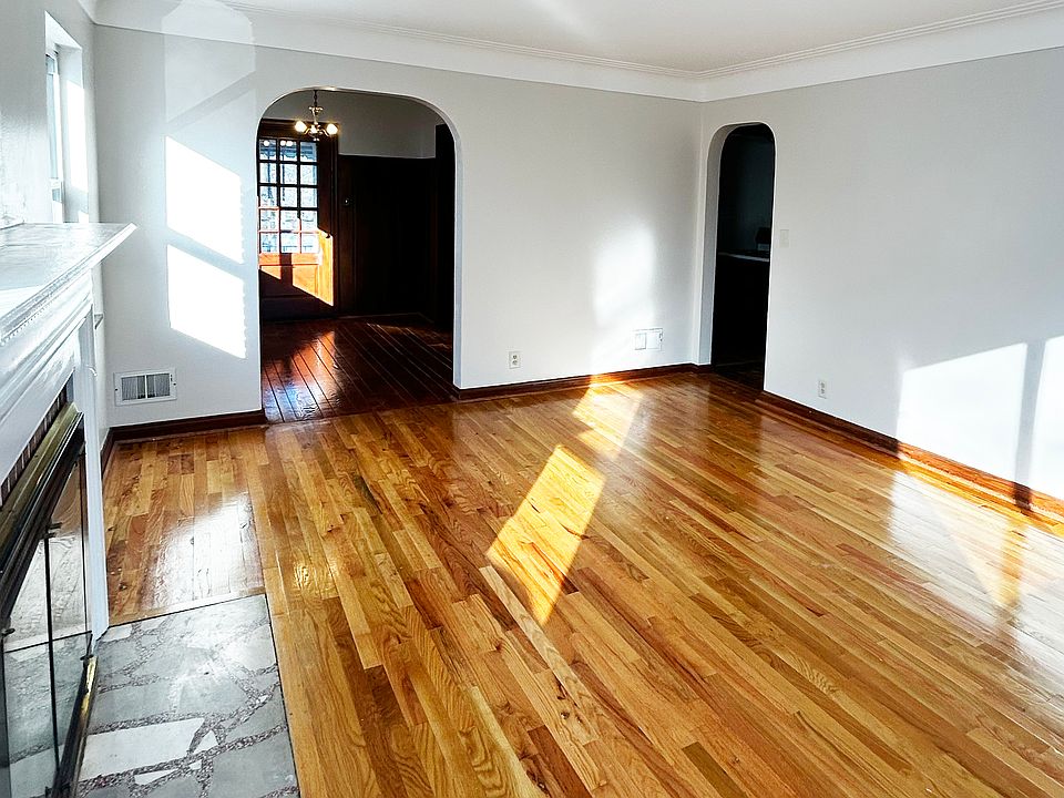 living room looking into dining room