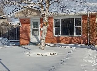 71 Nickolas Cres, Cambridge, ON N3C3L7