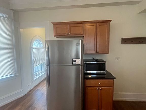 4th image of 15 Strathallan Park APT 3