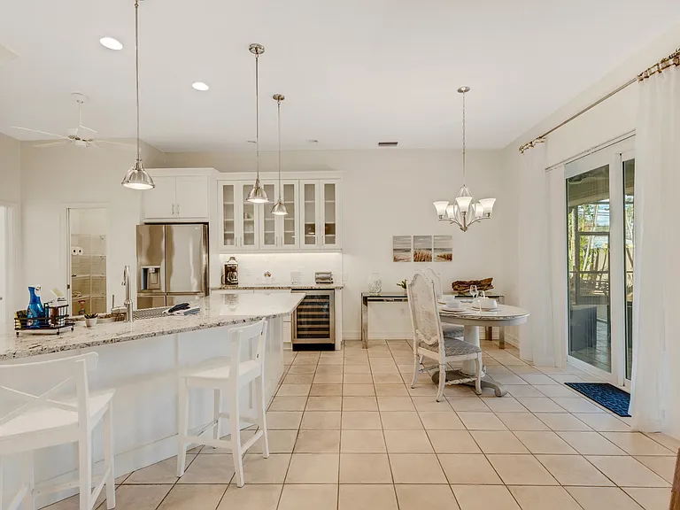 4801 Edgemont Ct — Photo 17
