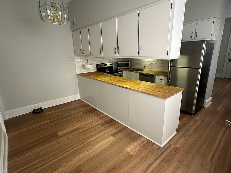 1119 Belvedere St #1 — Photo 6