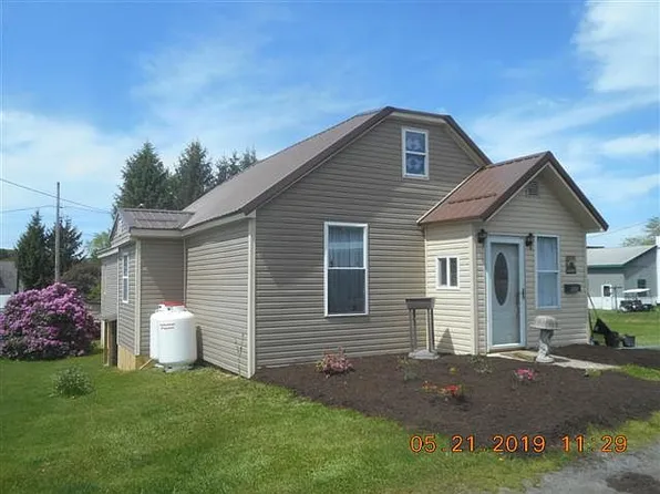 537 Main St, Central City, PA 15926