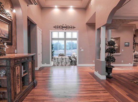 2nd image of 2028 S Fork Cir