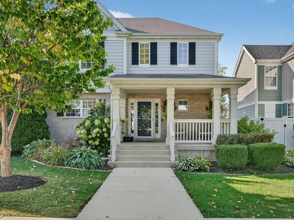 260 Longview Dr, Elgin, IL 60123