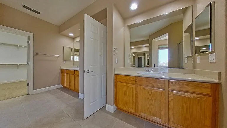 1692 Woodhaven Cir — Photo 20