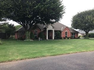 3705 Meadow Ln, Moore, OK 73160