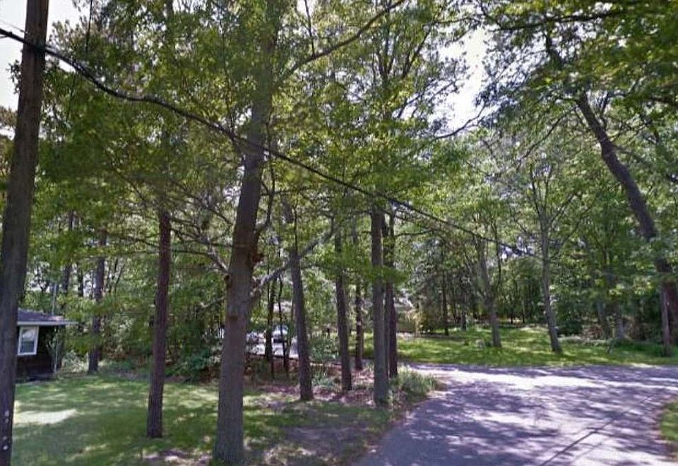 1st image of 84 Fanning Blvd