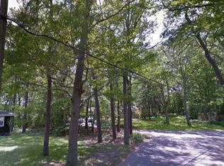84 Fanning Blvd, Flanders, NY 11901