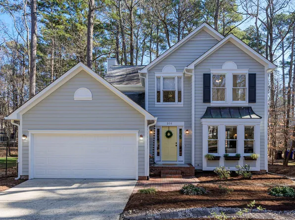 306 Robert Hunt Dr, Carrboro, NC 27510