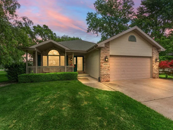 9751 Three Springs Dr, Saint John, IN 46373