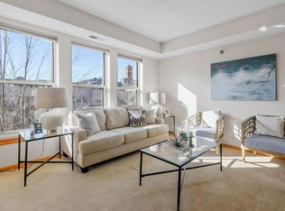 600 N 2nd St APT 401, Minneapolis, MN 55401