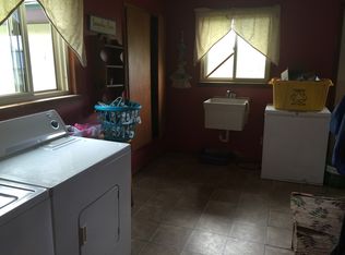 13860 Baumgartner Rd, Saint Charles, MI 48655