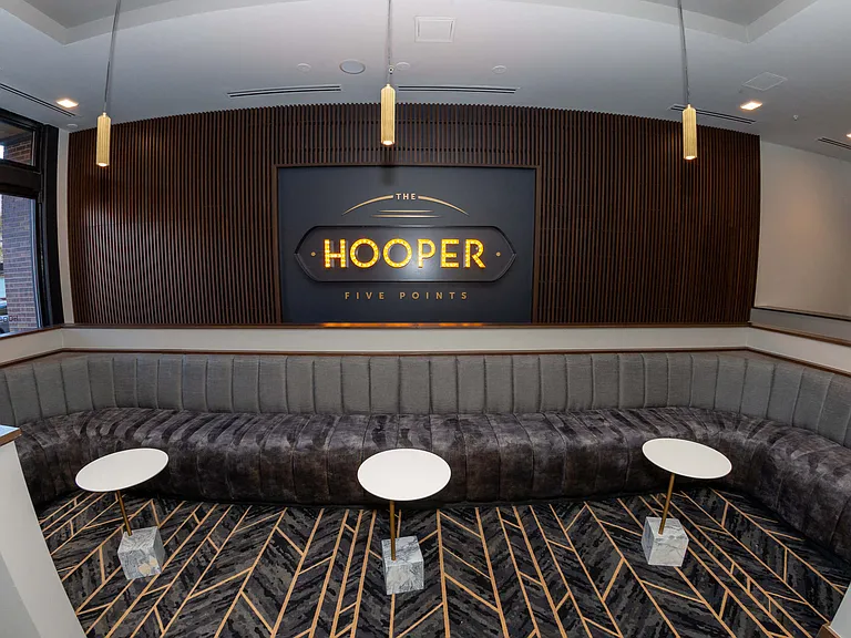 The Hooper — Photo 45