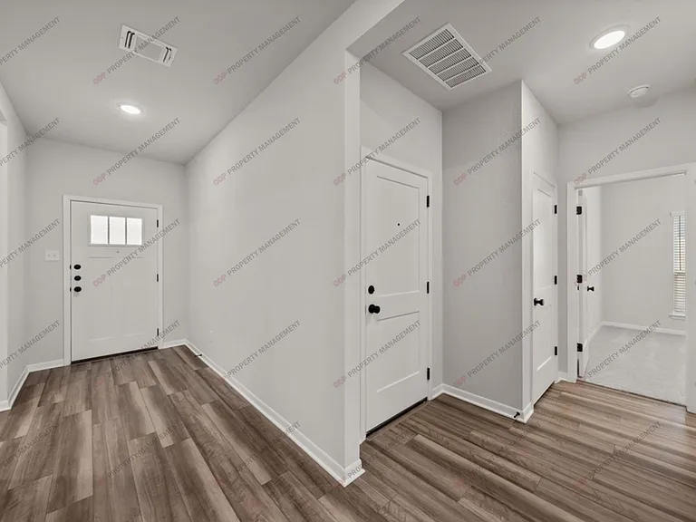 2034 Zabcikville Dr — Photo 10