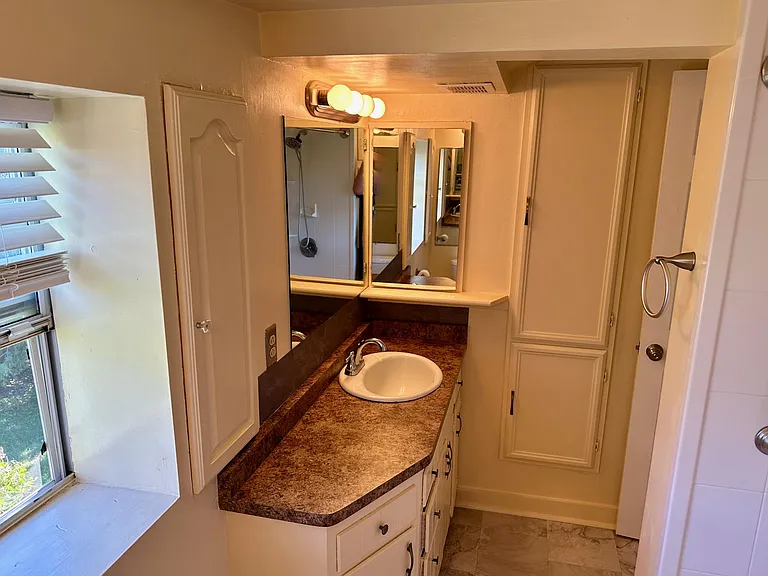 347 Glenway Ave — Photo 23