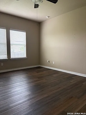 1810 Golden Maple — Photo 8