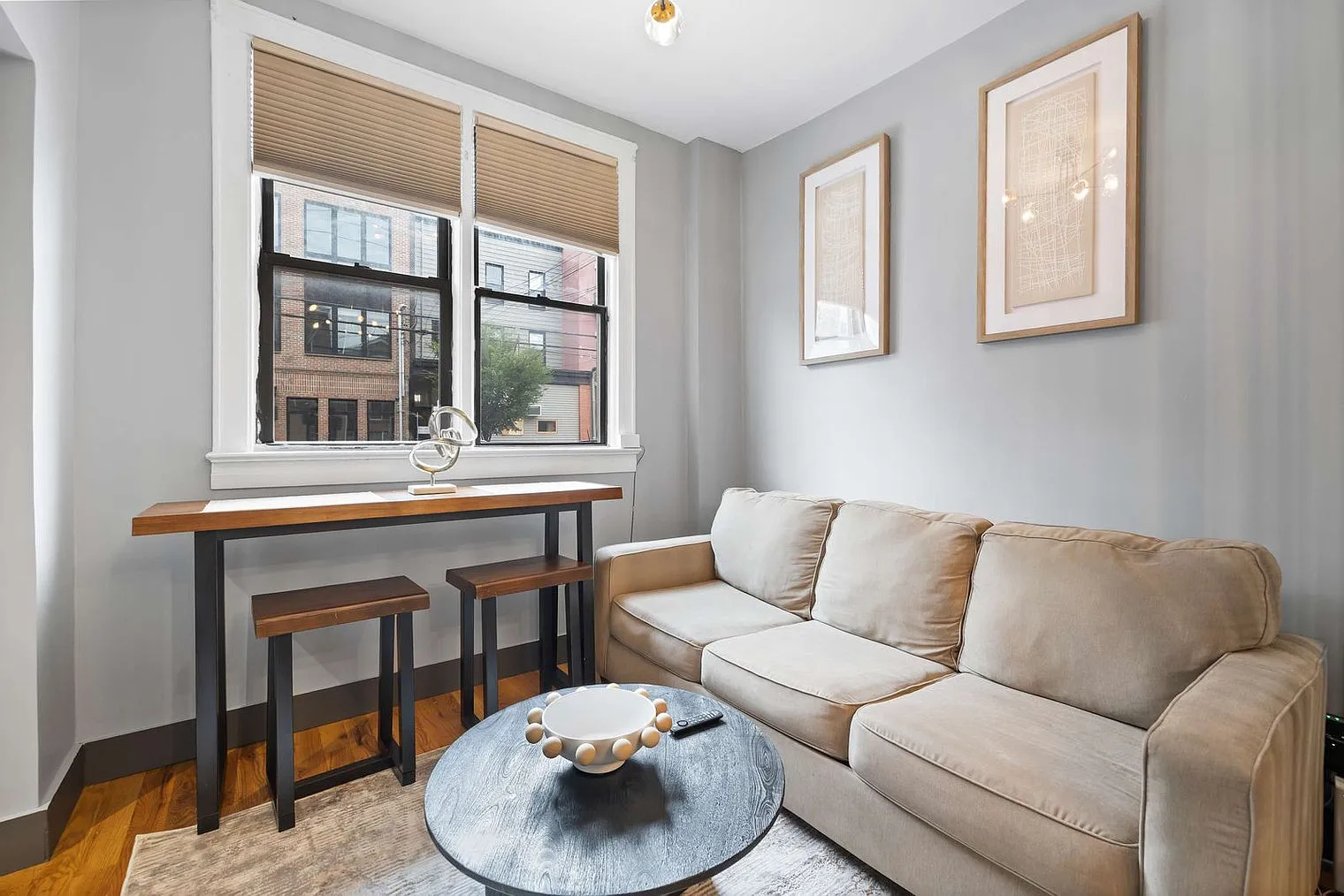 Studio, 1.0 bath, 699 sqft, $3,534 — Photo 2