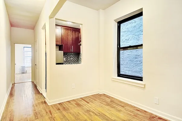 Rented by Nest Seekers International | media 34