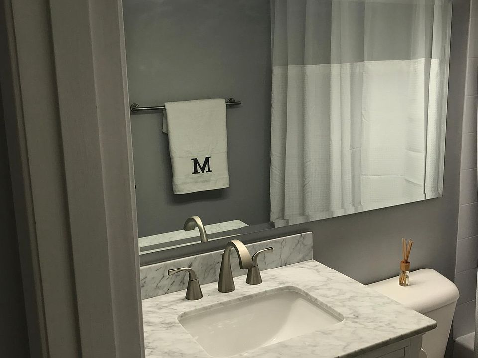 1st image of 706 NW 87th Ave APT 211