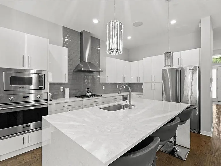 6717 S Dauphin Ave — Photo 20