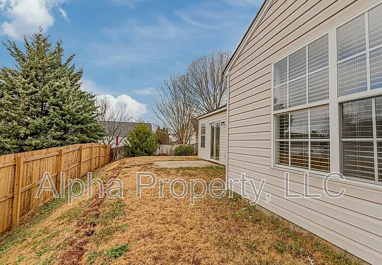 4 Buzzell Ct — Photo 15