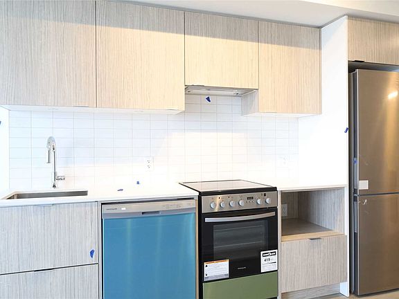 5th image of 395 Bloor St E #4806