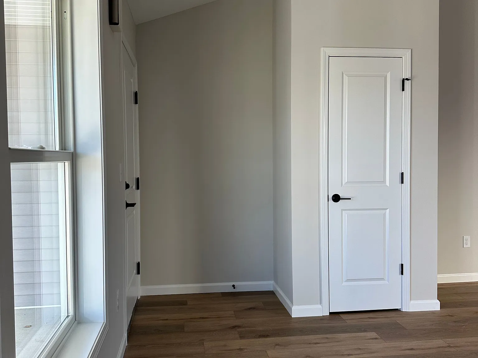 3 bed, 2.0 bath, 1250 sqft, $1,800 — Photo 3