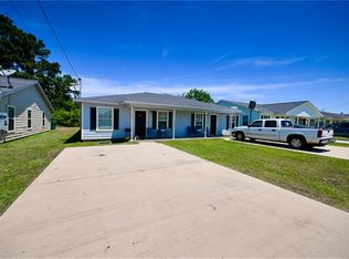 142 S Bend Ct #B, Willis, TX 77378