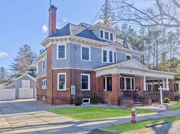 28 Columbus Ave, Northampton, MA 01060