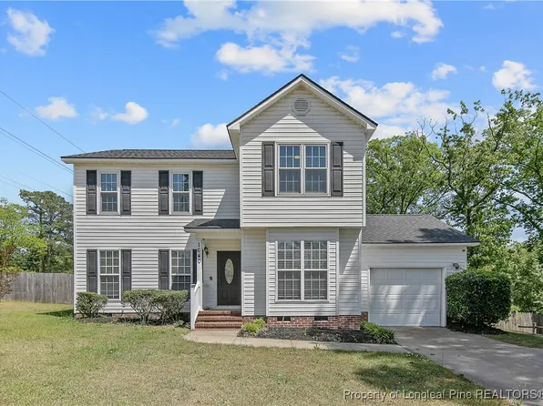 1640 Woodfield Rd, Fayetteville, NC 28303