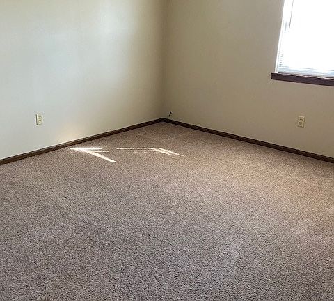 4th image of 1103 Charm Villa Dr #1107
