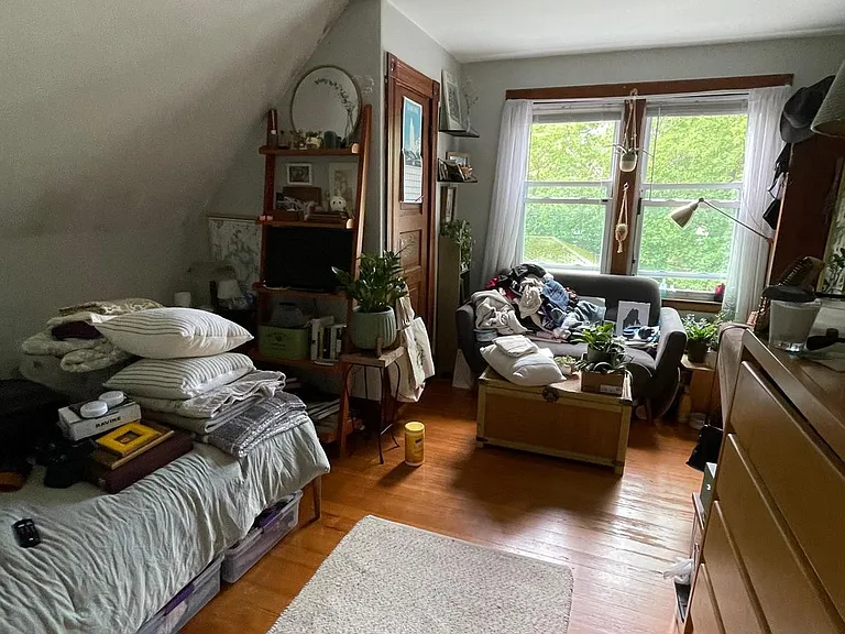 19 Mapleton St #2 — Photo 8