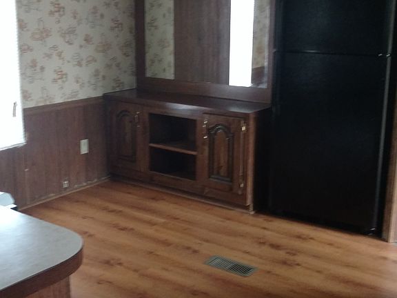 4th image of 105 Dakota Dr