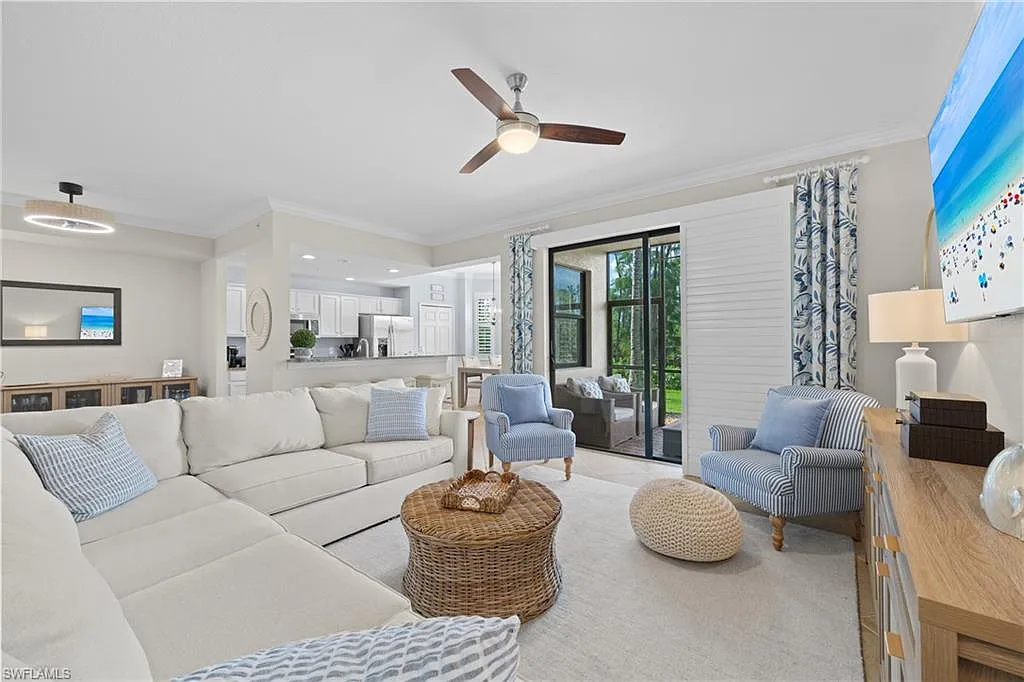 2 bed, 2.0 bath, 1232 sqft, $8,000 — Photo 3