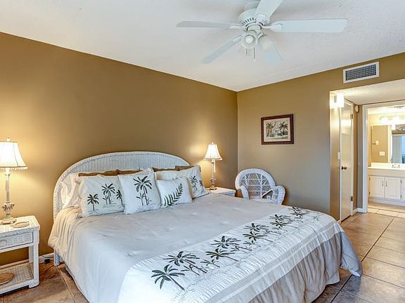 2nd image of 3420 S Fletcher Ave APT 101
