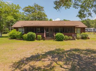 3958 Pineland Rd, Varnville, SC 29944
