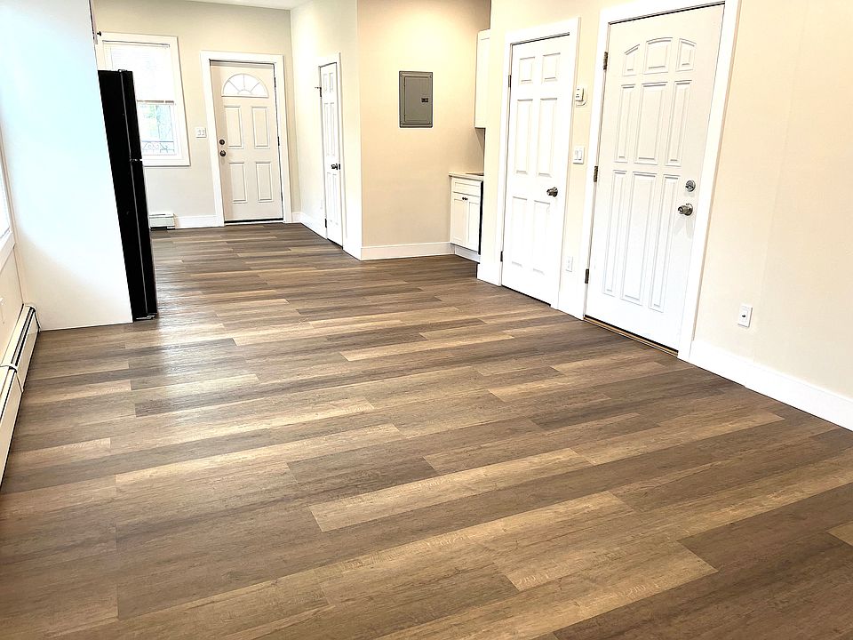 1st image of 220 Battle Ave #2R