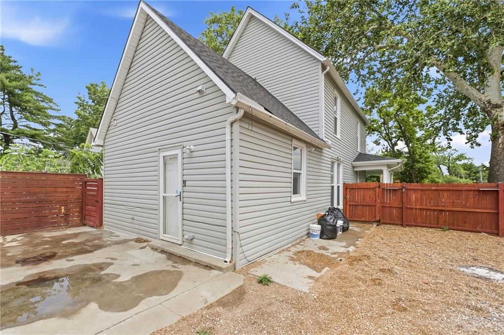 200 N 16th St, Kansas City, KS - More