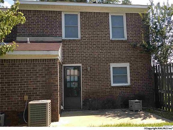 2nd image of 11536 Jade Ln SE
