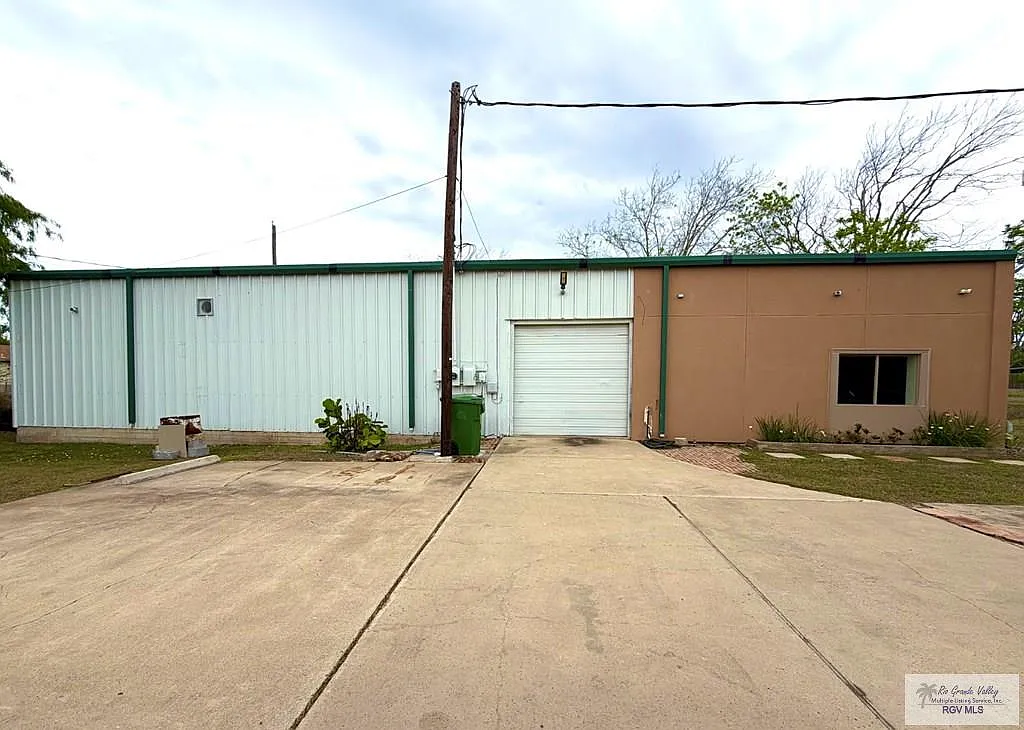 2 bed, 880 sqft, $3,000 — Photo 4
